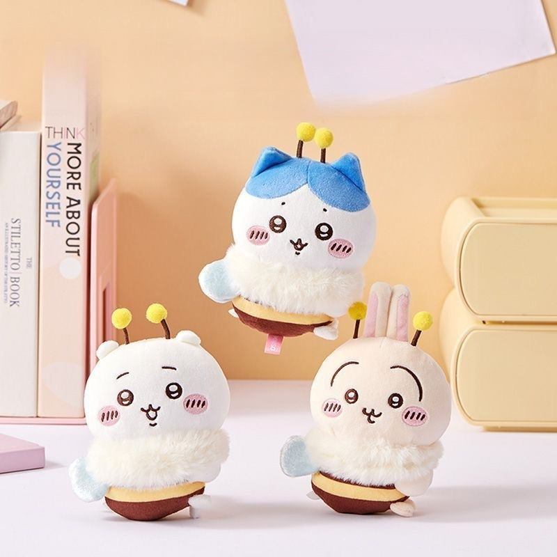 Car Accessories For Decoration - 꿀벌 시리즈 만화 귀여운 하치와레 우사기